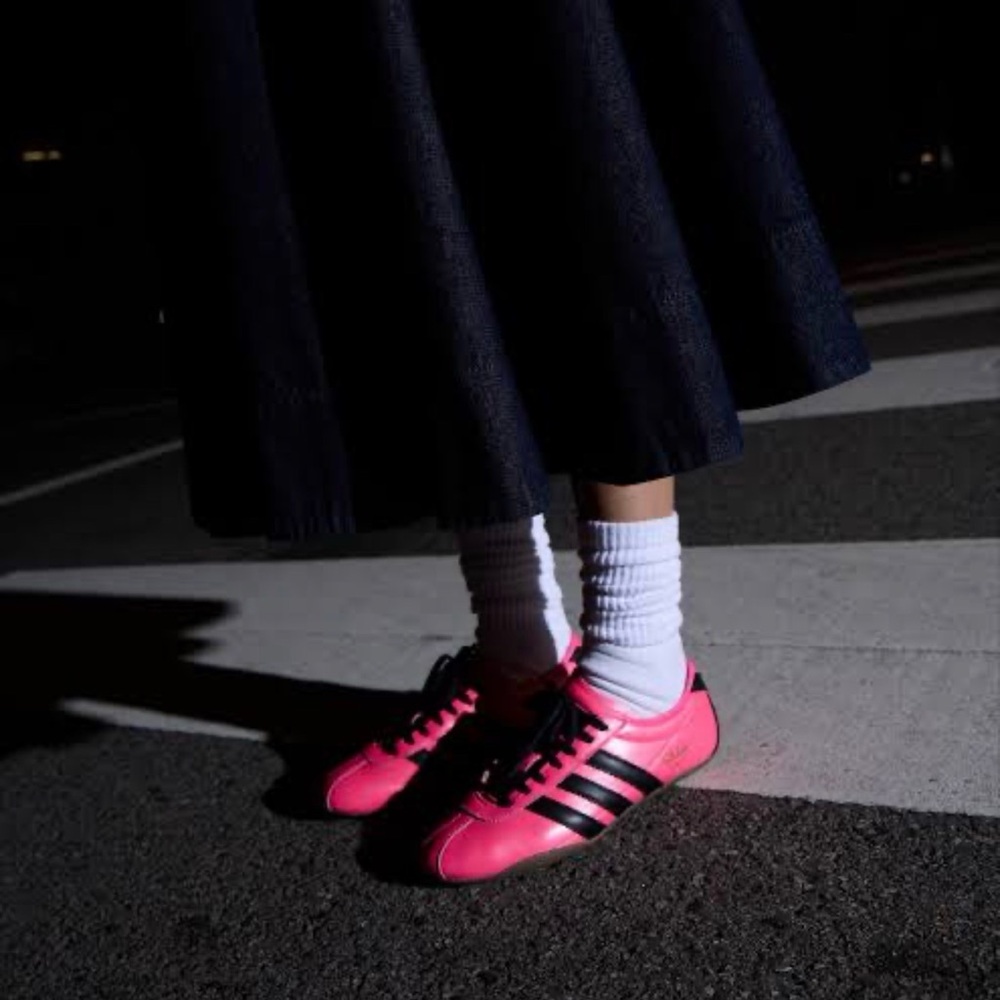 Adidas Tokyo decon new with tags no box